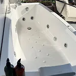 Bs5 Center With Jaccuzzi Apartment