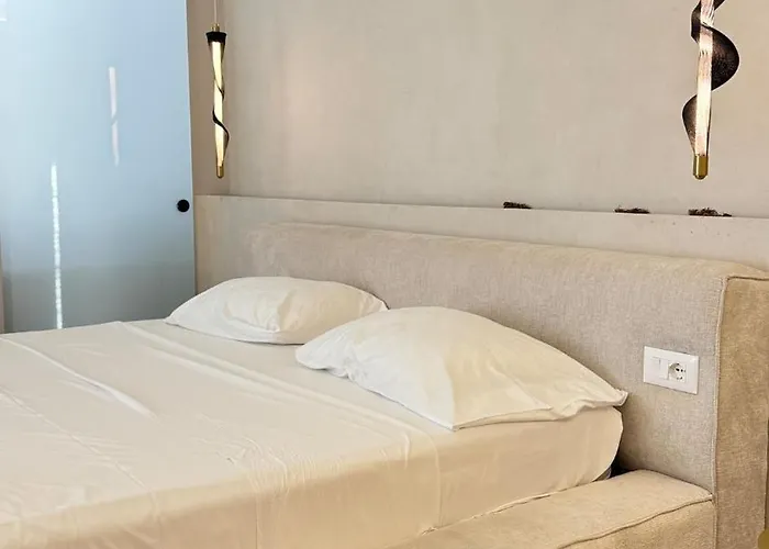 Bs5 Center With Jaccuzzi 公寓 Durrës