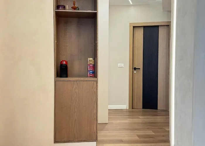 Bs5 Center With Jaccuzzi Apartment Durrës