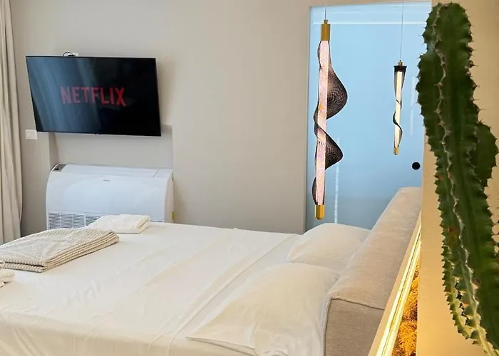 Bs5 Center With Jaccuzzi * Durrës